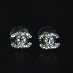 CHANEL Jewelry - 100% Authentic chanel earring CHANEL Jewelry - 100% Authentic chanel earring